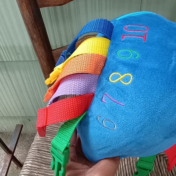 Buckle Toys BLU WHALE colorful Buckles Zipper Mouth Fleece Stuffed Toy 7in - Picture 11 of 16